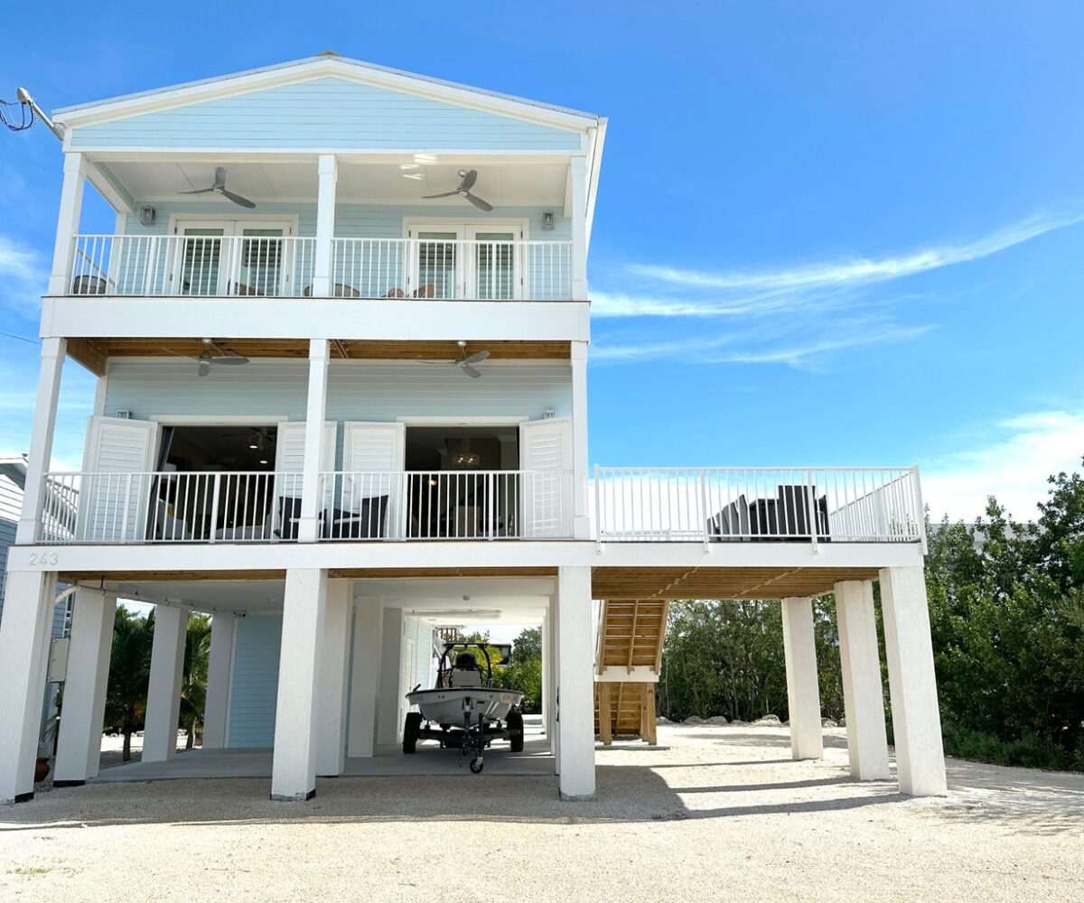 Keys living at its finest in this newly constructed stilt home